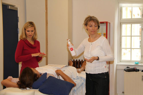 Small needles, great effect - from disbelief to recognition