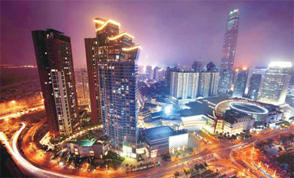 Mixing things up a little downtown in huge complex