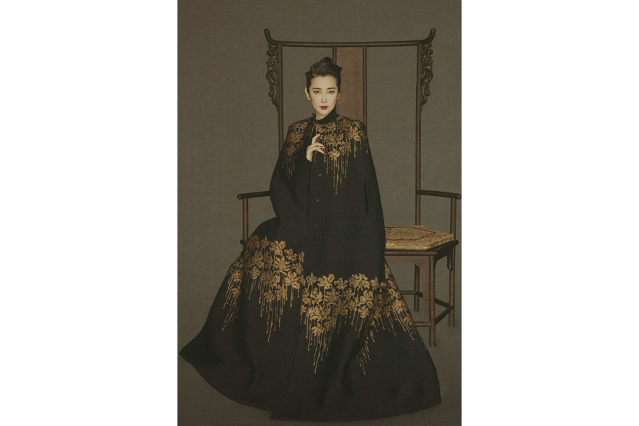 Female celebrities featured in Chinese-style fashion photos