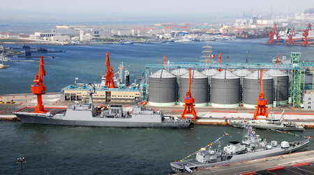 Fleets gather to salute navy's 60th anniversary