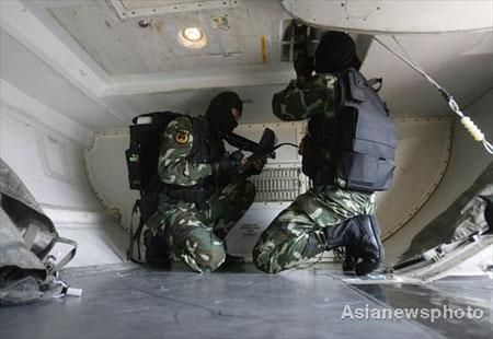 Anti-hijacking exercise in Wuhan