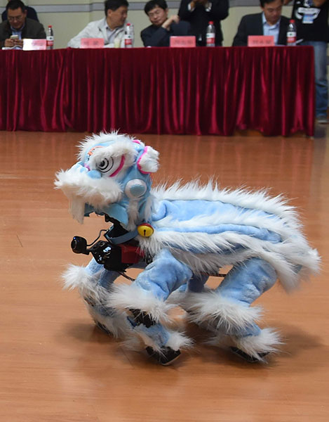 A robot's high-tech lion dance