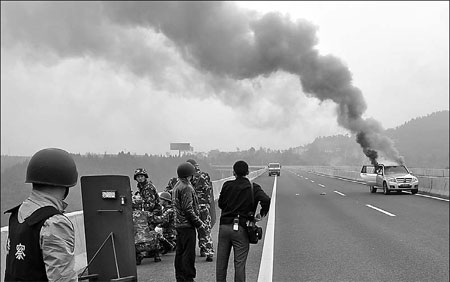 Hostage situation ends in fatal police shooting