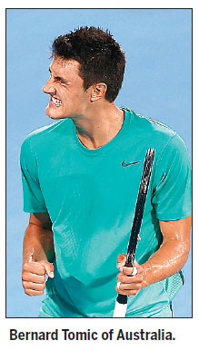 Tomic to play for first title against Anderson