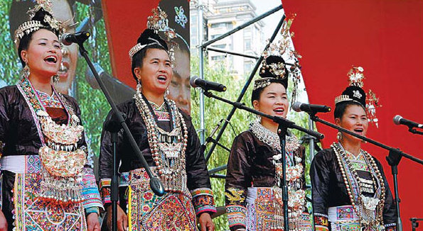 Songs of the world serenade Shanghai