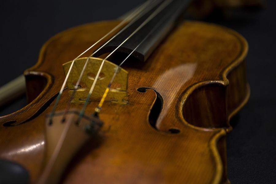 Stradivarius viola set to make world record