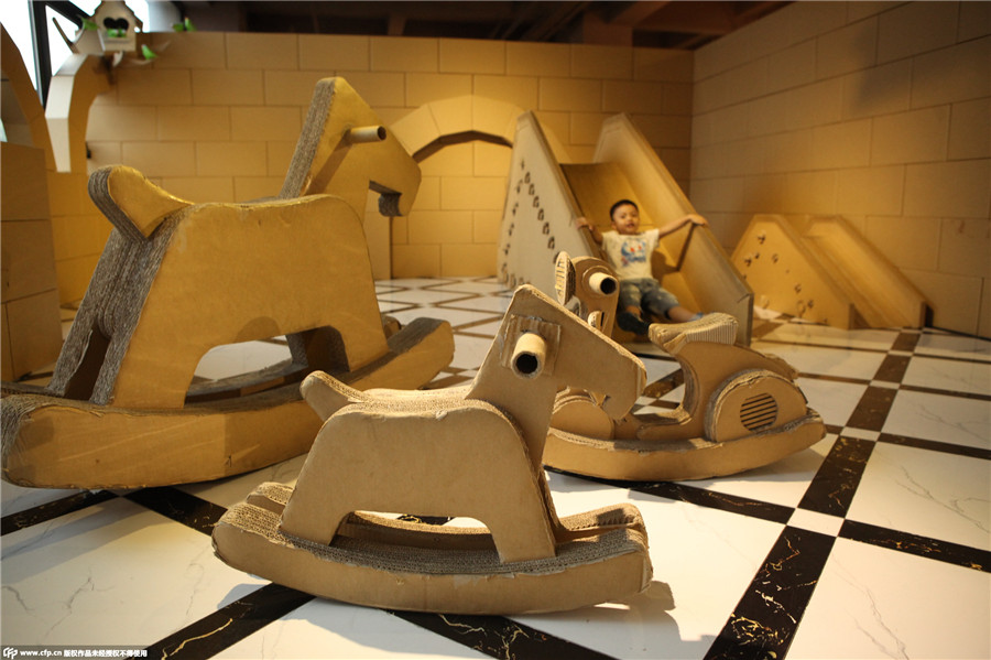 A wonderland made of paper