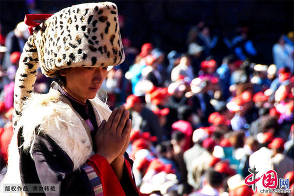 紅色的視覺(jué)盛舞《印象·雪山》[組圖]