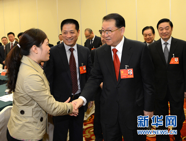 李長春參加四川代表團討論