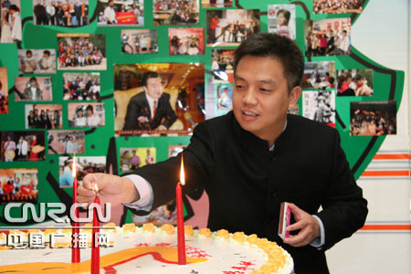 王曉暉：輿論監(jiān)督和文明上網(wǎng)都是為了讓社會更加美好