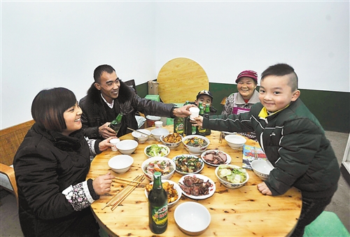 新春走基層知民情 暗香浮動處探愿景