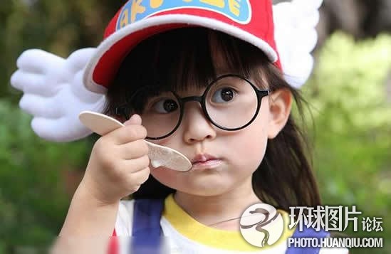 賣萌照風(fēng)靡全球網(wǎng)絡(luò)：從夏達(dá)到俊介