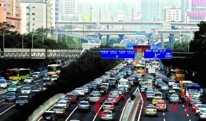 治堵不應只讓車主埋單