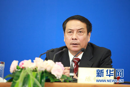 委員參加全國政協十一屆四次會議記者會