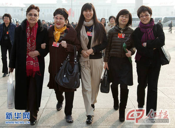 兩會廣角鏡：廣場上的捕捉鏡頭