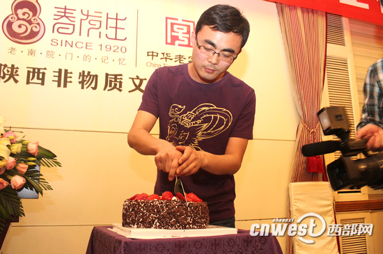 全國網(wǎng)絡(luò)媒體陜西行壽星記者：活動組織很貼心