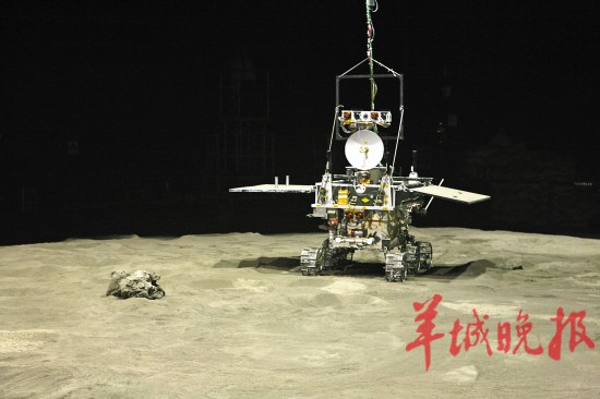解密嫦娥三號(hào)月球車(chē)：這只兔子是個(gè)“高富帥”