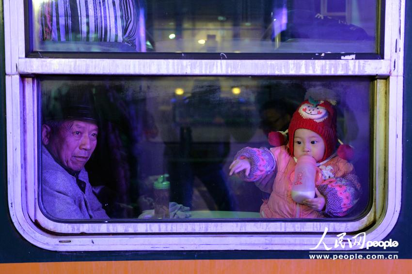 2014年春運拉開序幕 北京鐵路局首趟臨客開行