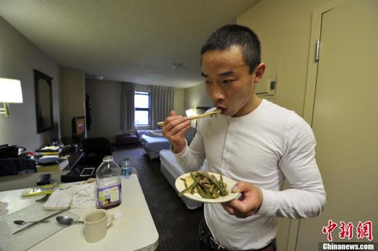 華人故事：中國職業(yè)拳擊手楊連慧美國尋夢