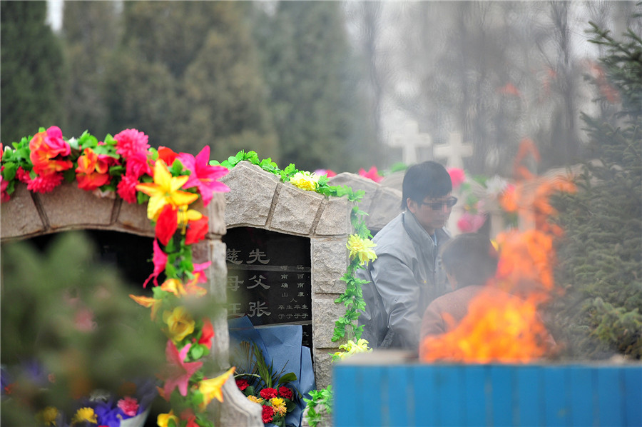 清明文明祭掃 不再煙霧繚繞