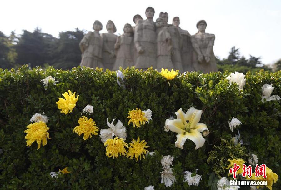 沈陽舉行“緬懷革命先烈弘揚民族精神”活動