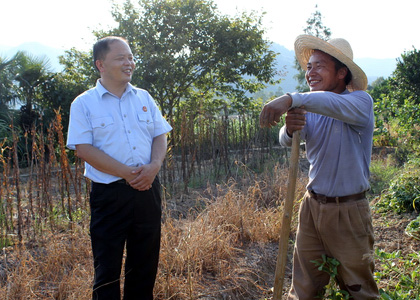 陳小弟：山鄉(xiāng)人民的貼心法官