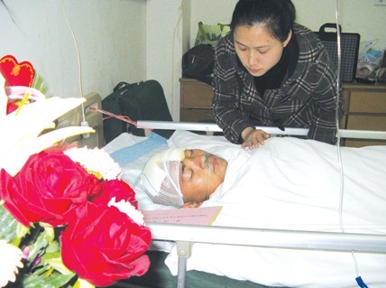 江蘇紀曉飛：勇斗持刀行兇歹徒