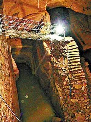 浙江發現神秘地下石窟群 抽水40米仍不見底