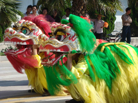 福建莆田湄洲灣舉行民俗文藝踩街活動（組圖）