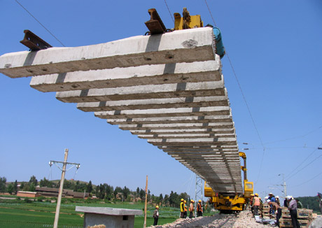 昆明鐵路局：加快鐵路建設 支持地方經濟社會發展