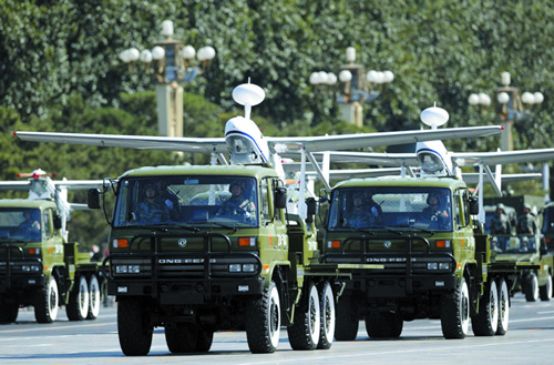 國(guó)慶大閱兵 東風(fēng)壯軍威[圖]