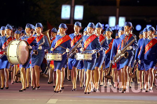 群眾藝術(shù)巡游彰顯桂林魅力