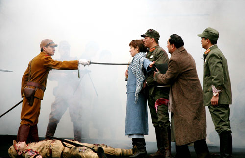 話劇《淪陷》在南京大屠殺紀念館廣場上演