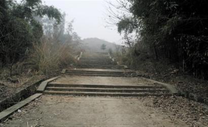 曹操墓未平劉備墓挖聲又起  古墓經(jīng)濟(jì)成增長點(diǎn)