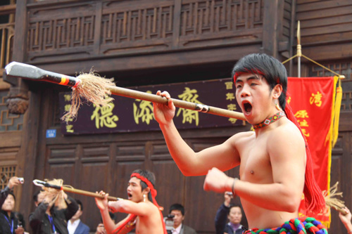 海峽兩岸民間藝術嘉年華架起文化交流新平臺