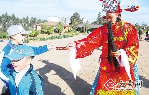 虎年將至 春城“虎味”漸濃