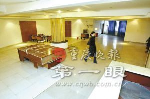 重慶涉黑團(tuán)伙強(qiáng)迫數(shù)百名婦女賣淫斂財(cái)上億元