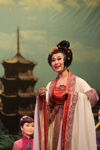 海內(nèi)外南音團(tuán)體百人同奏千年雅樂(lè)（組圖）