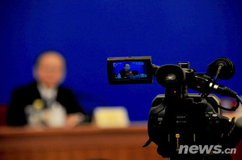 百家媒體云集政協首場新聞發布會