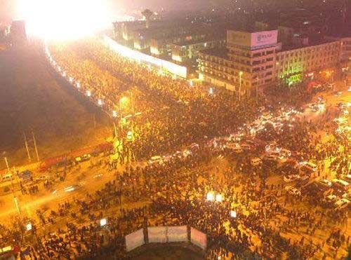 央視失火錄像首曝光 遠中近景齊全音響震撼