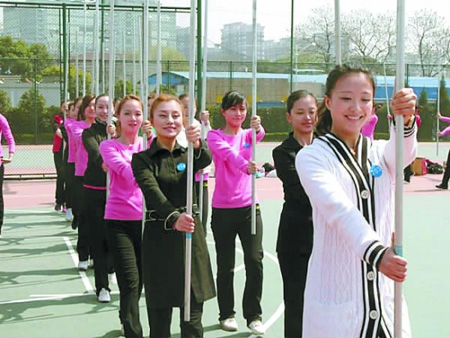 世博麗人這樣煉成