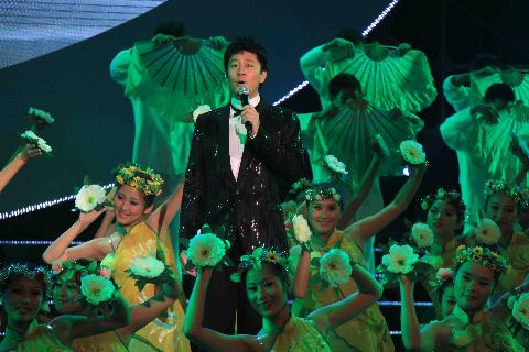 “兩岸同歌”文藝晚會激情上演