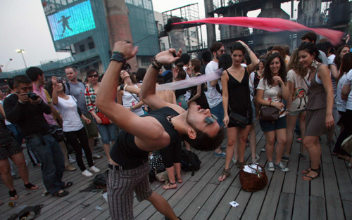 INTRO 2010北京電子音樂節(jié)在798舉行