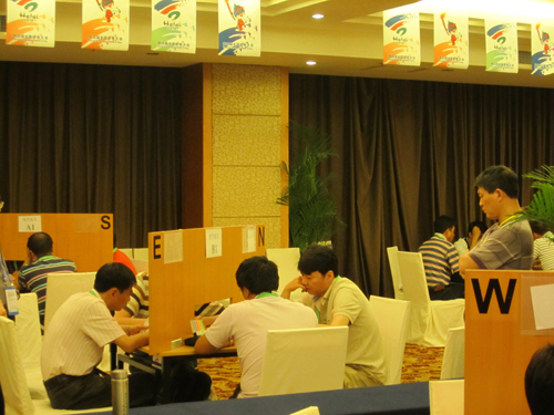 四體會橋牌賽完美收官 “棋圣”跨項出戰(zhàn)獲三等獎