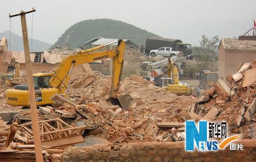 河北易縣石板廠爆炸事故死亡人數上升至11人