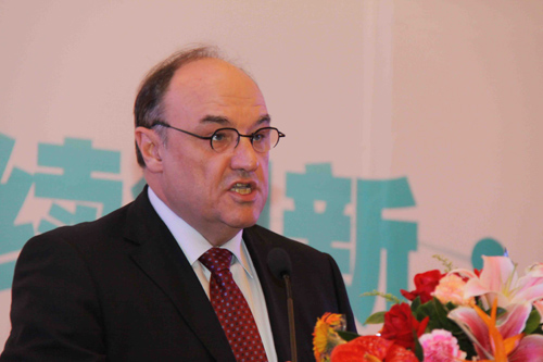 東風(fēng)雪鐵龍中國(guó)區(qū)總裁：概念車推動(dòng)汽車產(chǎn)業(yè)發(fā)展