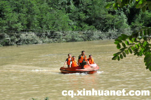 重慶城口縣山體滑坡形成堰塞湖 影響上萬(wàn)人安全