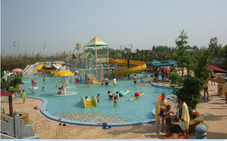 河南南召：蓮花溫泉引領休閑新時尚