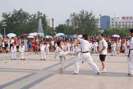 永城市“全民健身日”活動精彩紛呈