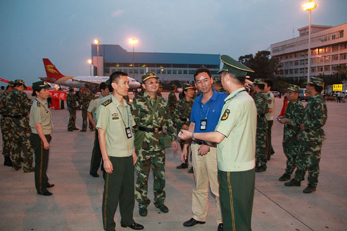 東航云南分公司馳援舟曲